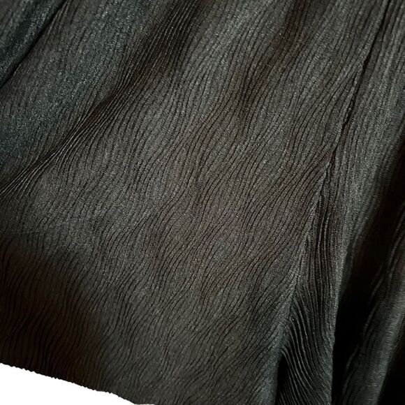 NWT! One clothing black romper. Size large - Picture 3 of 9